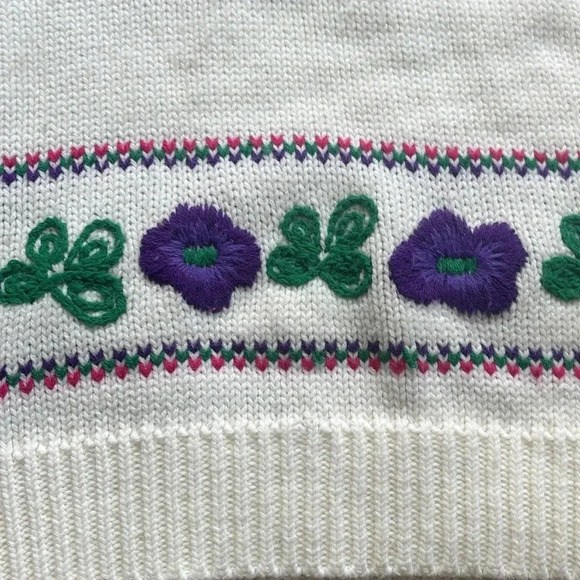 Avocado | Vintage 80’s 90’s Made in Hong Kong knit sweater / embroidered flowers - Picture 4 of 11